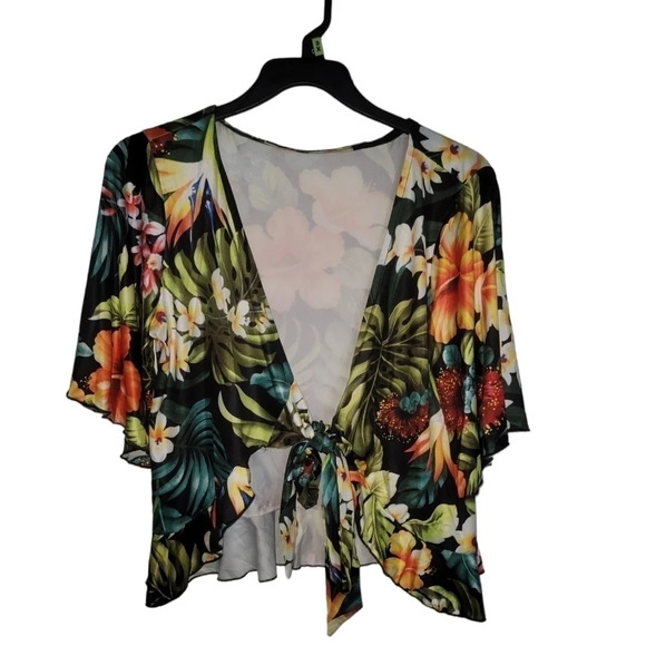 SHORTS & shirt set - Picture 2 of 5